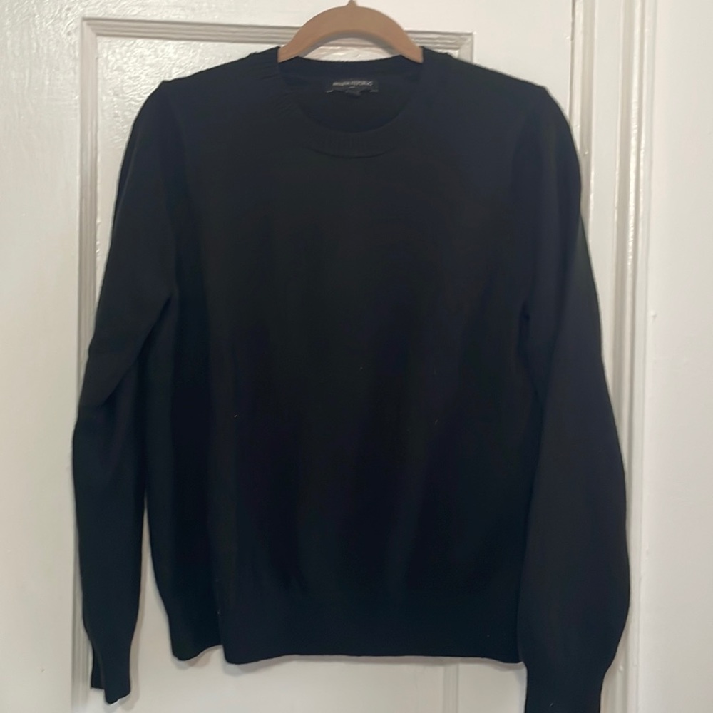 Banana Republic Black Crew Neck Sweater | Size LG